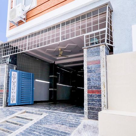 Super Hotel O Adibatla Near Tcs Ibrahimpatan Luaran gambar