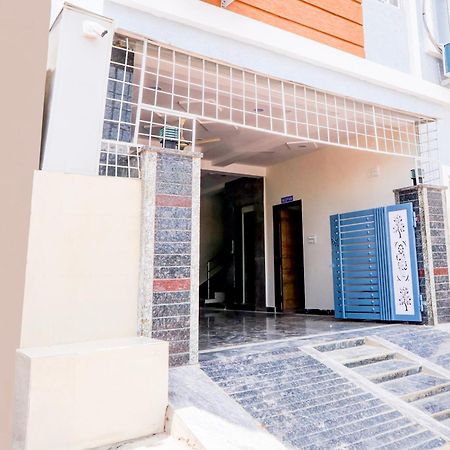 Super Hotel O Adibatla Near Tcs Ibrahimpatan Luaran gambar
