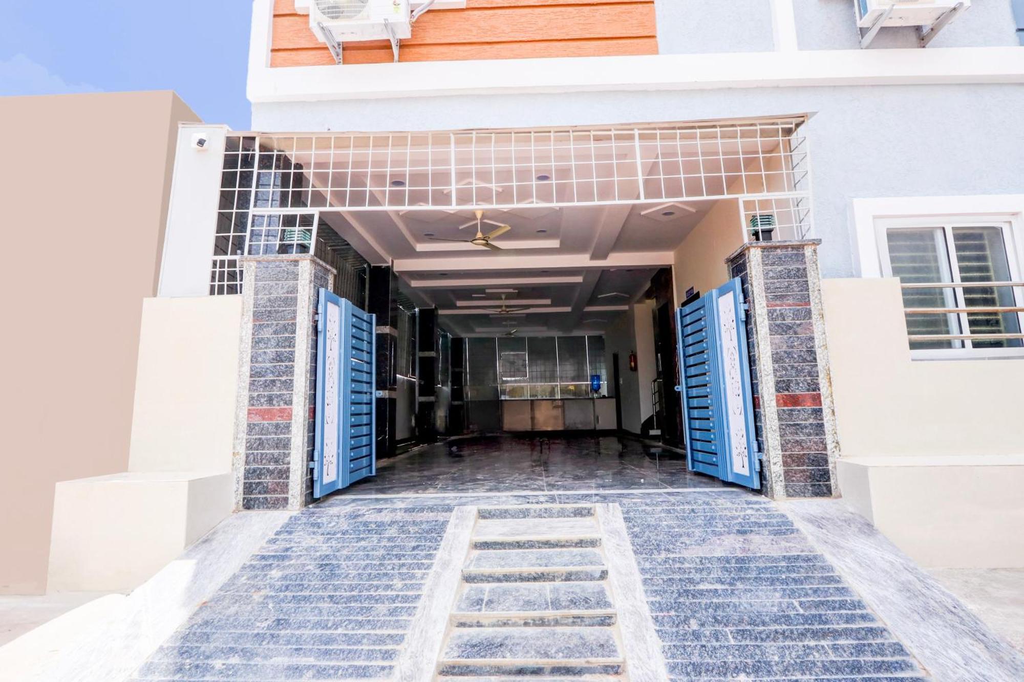Super Hotel O Adibatla Near Tcs Ibrahimpatan Luaran gambar