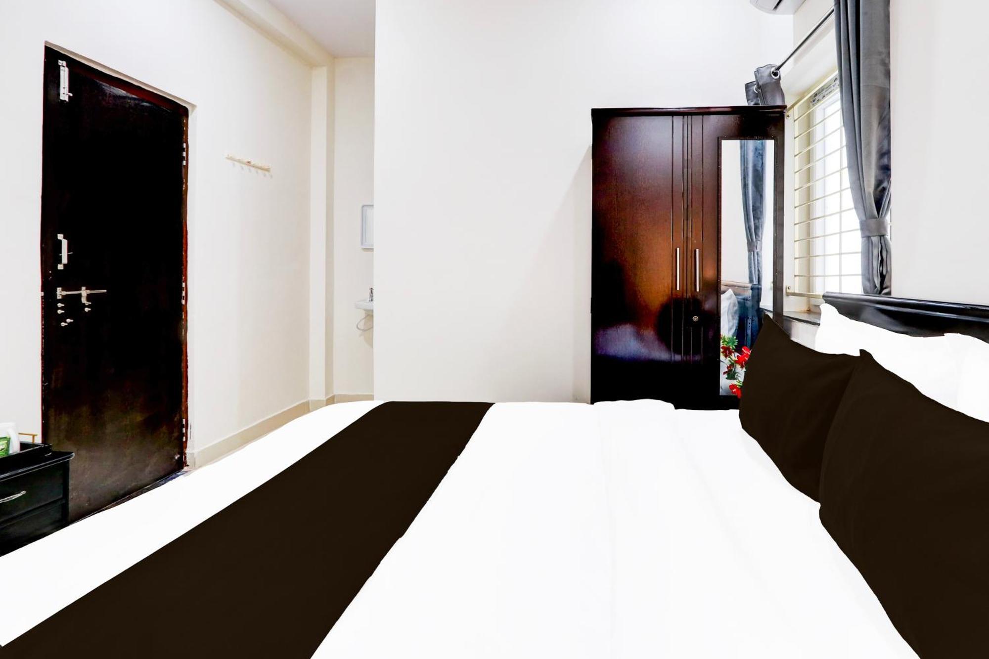 Super Hotel O Adibatla Near Tcs Ibrahimpatan Luaran gambar